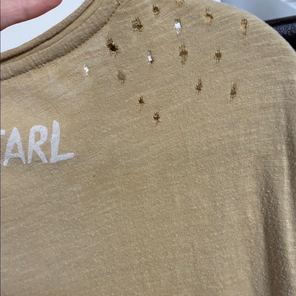 Magnolia Pearl Tan Star Graphic Short Sleeve Tee. Damaged - Picture 5 of 6